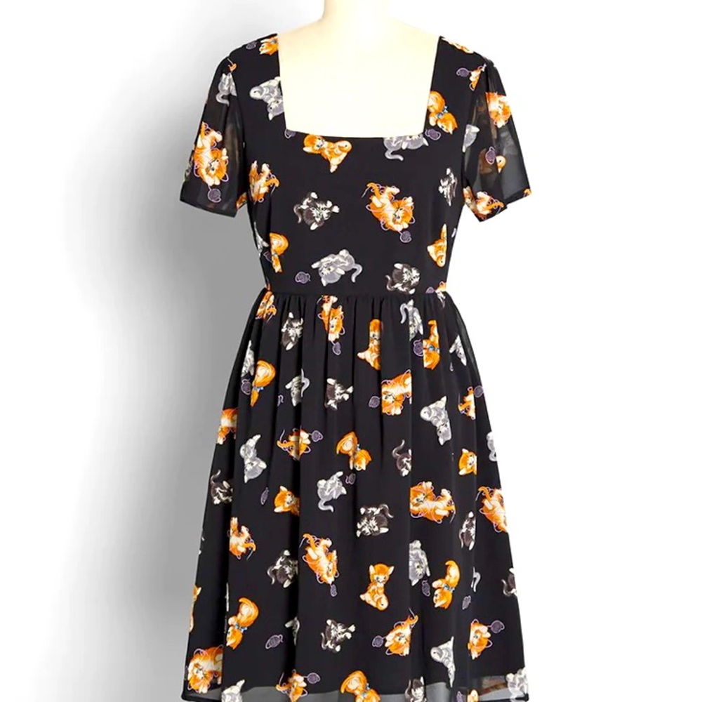 Cat You Feel The Love? Babydoll Dress. Size - 14